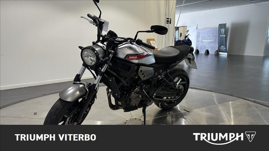 YAMAHA XSR 700 Abs