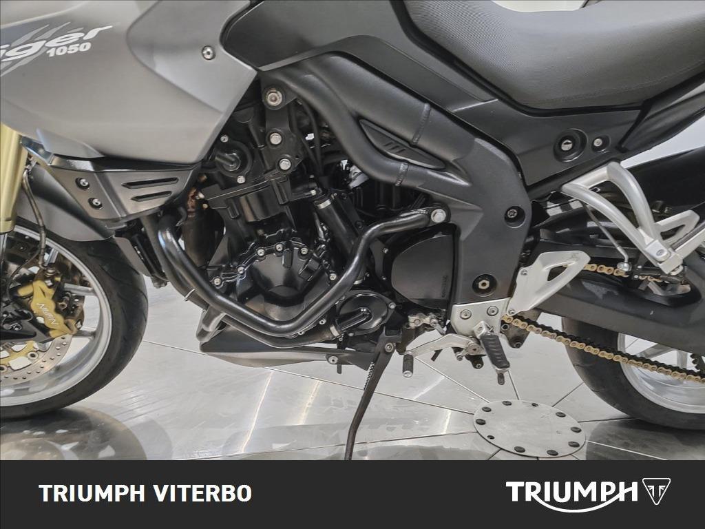 TRIUMPH Tiger 1050 SE Abs