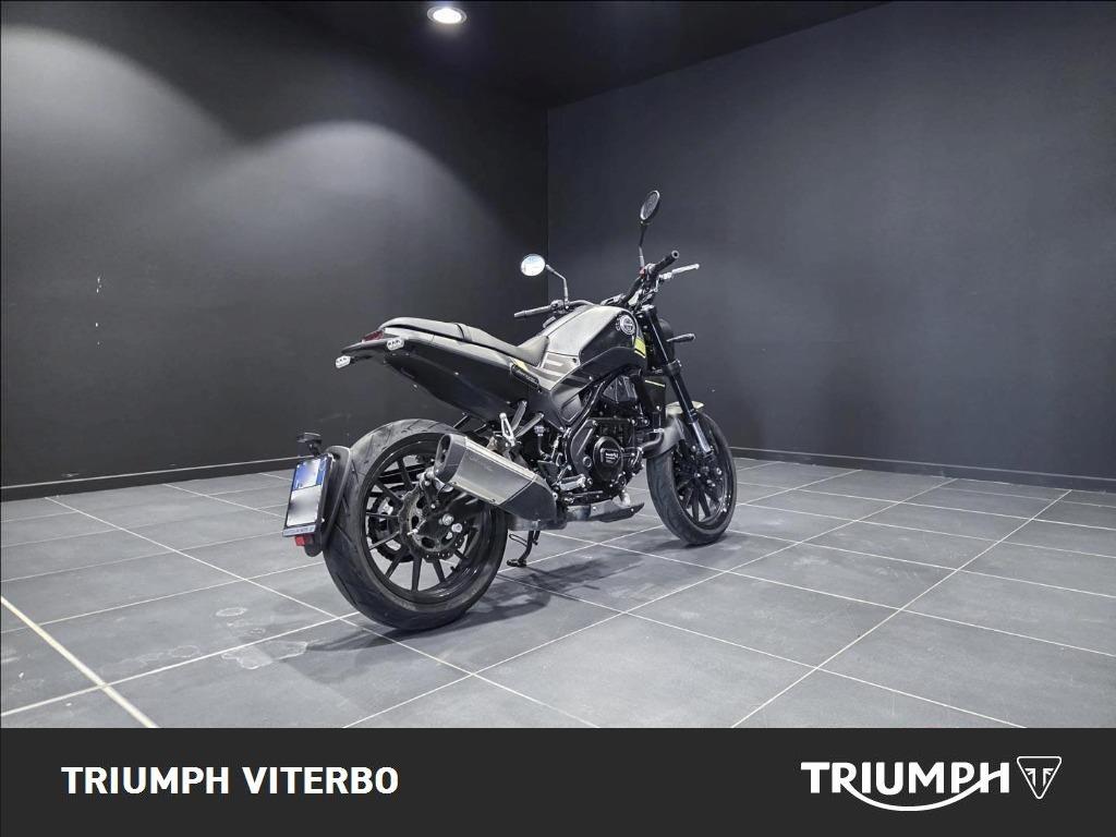 BENELLI Leoncino 250 E4