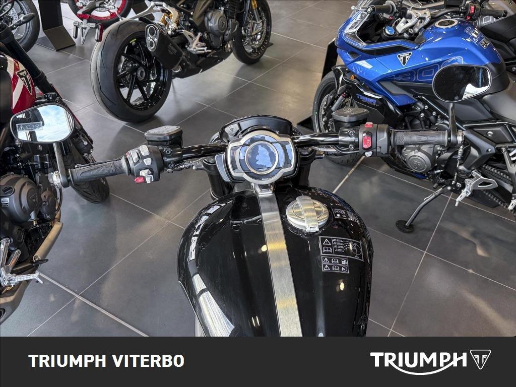 TRIUMPH Rocket III 2500 Storm R